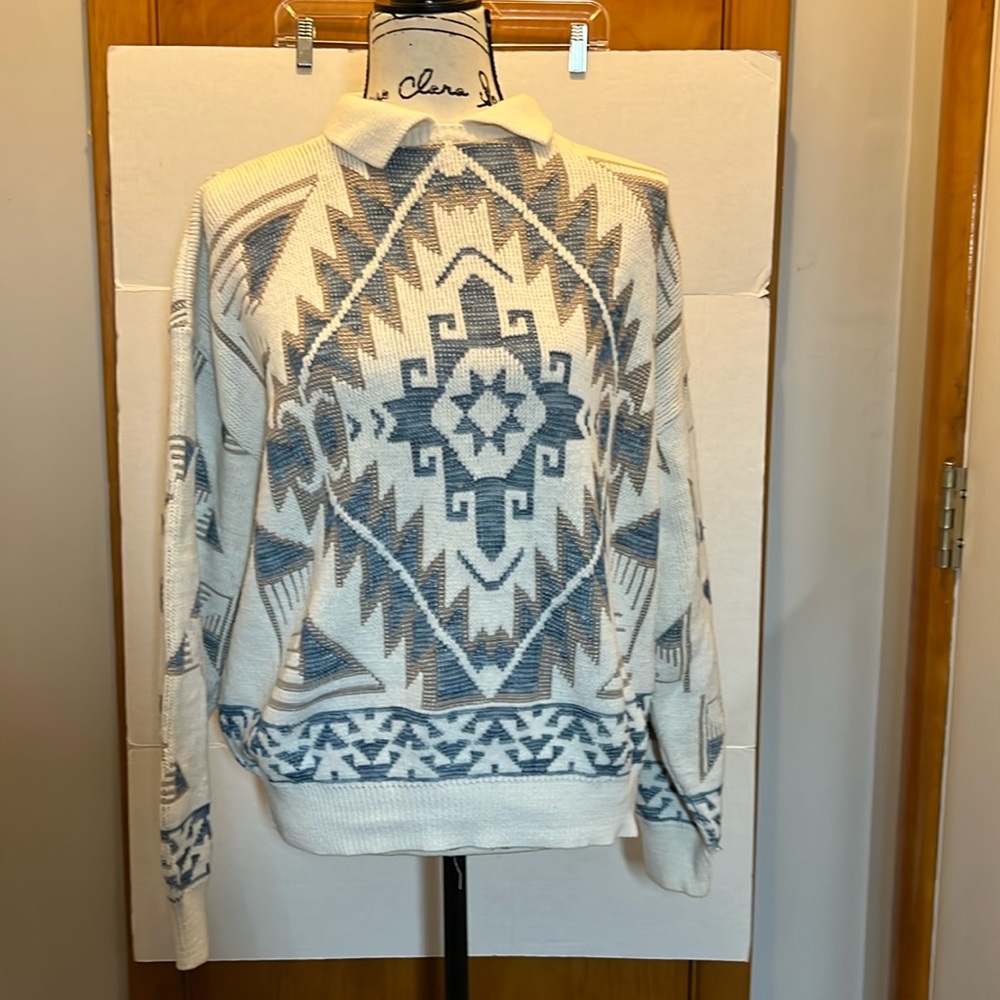 Alfred Dunner Womens Sweater Brown, White, and blue Pullover